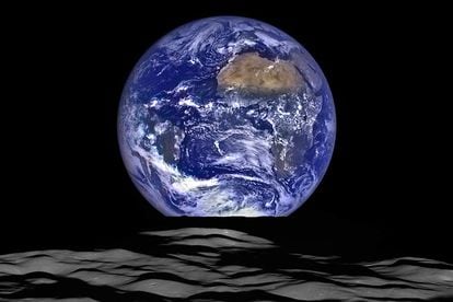 La Tierra tomada desde la Luna.