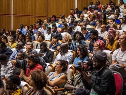 Parte del público asistente a Los Talleres del Pensamiento en Dakar. 