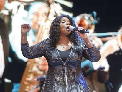 Gloria Gaynor durante un directo la semana pasada en San Sebasti&aacute;n. 