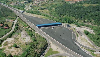 Autopista AP-6, gestionada por Abertis, en una imagen facilitada por la compañía.