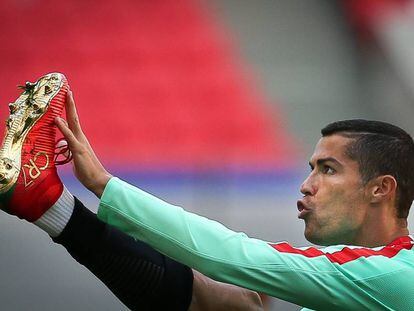 Cristiano Ronaldo en el último entrenamiento antes del debut contra México.