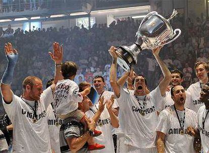 Los jugadores del Ciudad Real celebran el título.