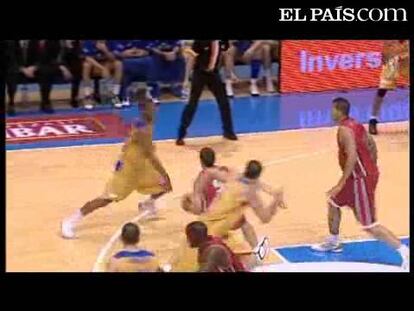 Tras cinco victorias entre ACB y Eurocup, el equipo colegial se estrelló en Zaragoza ante un necesitado CAI, que recupera la sonrisa. <strong><a href="http://www.elpais.com/buscar/acb/videos">Vídeos de la ACB</a></strong> 