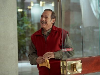 Guillermo Francella, en el segundo episodio de 'El encargado'.