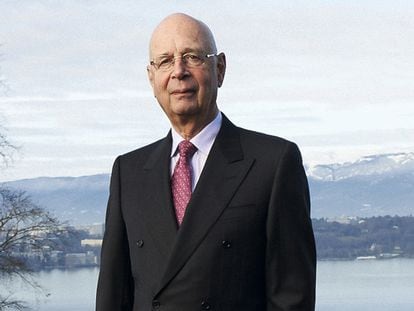 El alemán Klaus Schwab se estableció en Suiza, donde ejerció la docencia y fundó el Foro de Davos.
