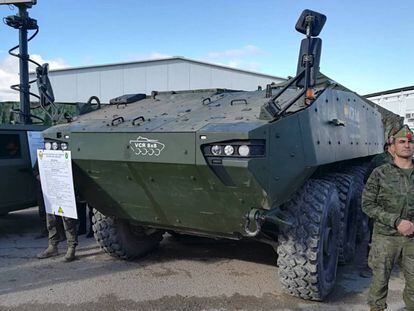 Prototipo del blindado 8x8 Dragon en el campo de maniobras de San Gregorio, en noviembre pasado.