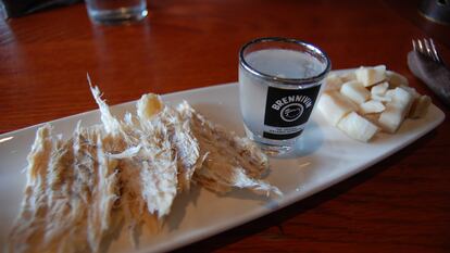 Un plato de tiburón.