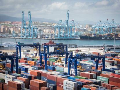 Imagen de los contenedores del puerto de Algeciras.
