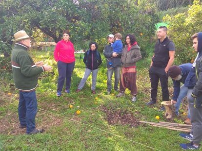 Algarbía en Transición es un proyecto de pequeños productores y consumidores agroecológicos en el Valle del Guadalhorce (Málaga), que comparten e intercambian en mercadillos campesinos. Imagen cedida por la organización.