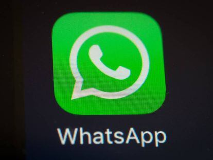 Nuevas imágenes muestran el esperado modo oscuro de WhatsApp