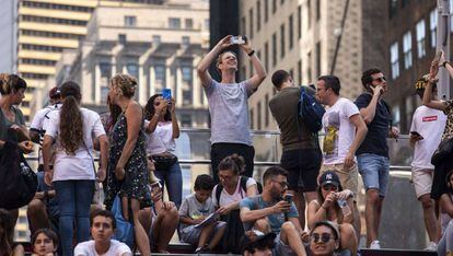 Turistas en Times Square, Nueva York, en agosto de 2019