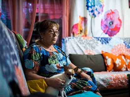 Amparo Espino, en su domicilio del barrio madrileño de Vallecas el día anterior a la llegada de la Brigada Desokupa.