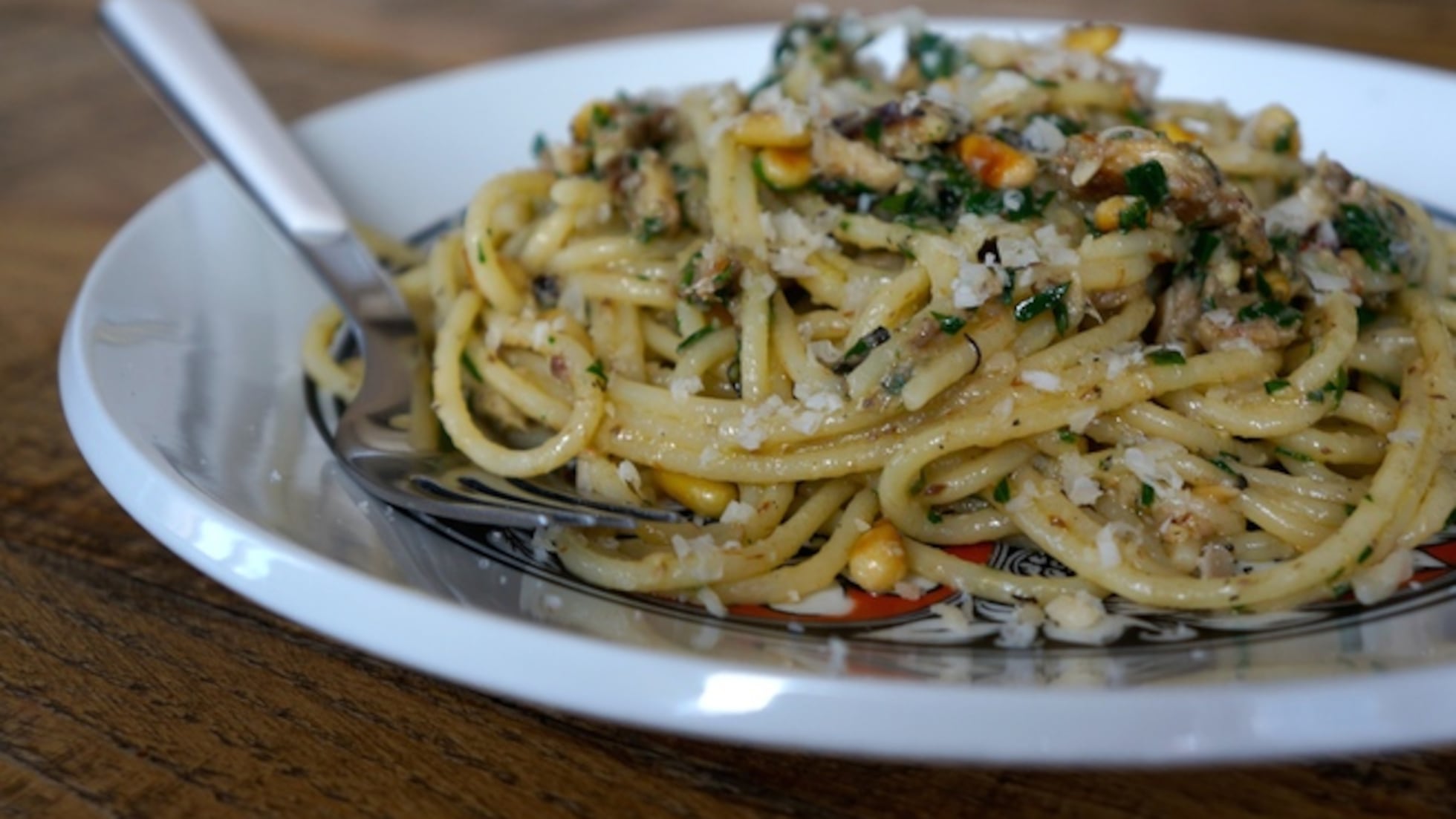 Pasta con sardinas y piñones | Recetas | Gastronomía | EL PAÍS