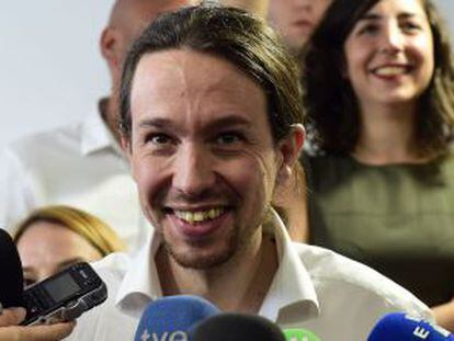 Pablo Iglesias sonríe durante una conferencia de prensa el pasado 9 de abril.