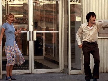 Una escena de la película 'Tarde de perros'.