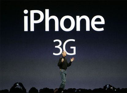 Steve Jobs, en la presentación del nuevo iPhone 3G.