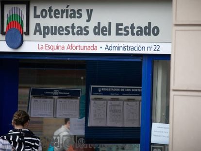 Administración de lotería de A Coruña donde fue hallado el boleto millonario.