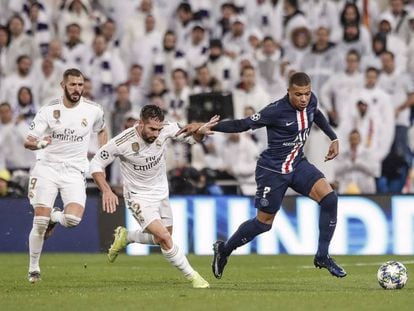 Mbappé escapa del marcaje de Carvajal