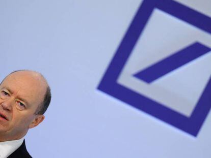El CEO de Deutsche Bank, JohnCryan, en febrero.