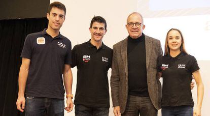 De izquierda a derecha, Coloma, López Cerrón y Del Alba