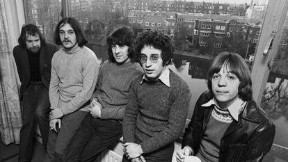 Procol Harum en 1970 en Ámsterdam. De izquierda a derecha: Chris Copping, Gary Brooker, BJ Wilson, Keith Reid y Robin Trower.