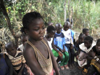 En República Centroafricana, casi la mitad de sus niños sufren de retraso en el crecimiento y el 60% de la población esta subalimentada.