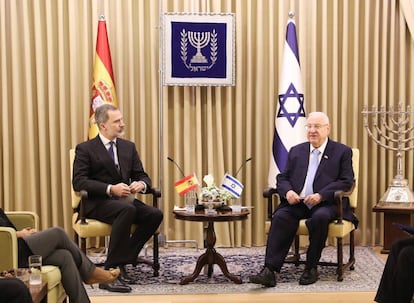 El Rey Felipe VI con el presidente israelí, Reuven Rivlin, en el International Leader’s Forum de Jerusalén, hoy.
 