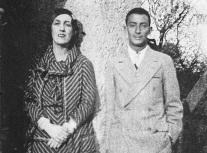 Maria-Laure de Noailles y Salvador Dalí, en 1930.