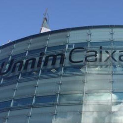 BBVA se queda con Unnim y obliga a mover ficha a Santander y CaixaBank