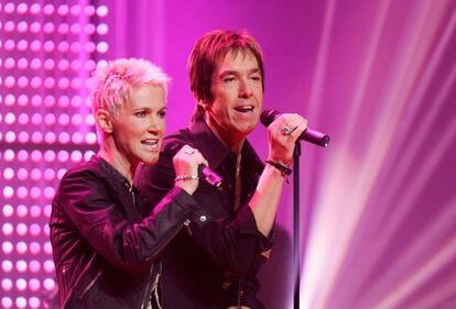 A la vocalista le fue diagnosticado un tumor cerebral en otoño de 2002 del que se recuperó siete años después. En la imagen, Roxette, durante una actuación de la televisión alemana en 2006.