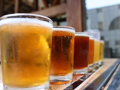 El consumo de cerveza batió su récord en 2022 en España.
