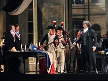 Kaufmann durant un dels assajos de l'òpera al Liceu.