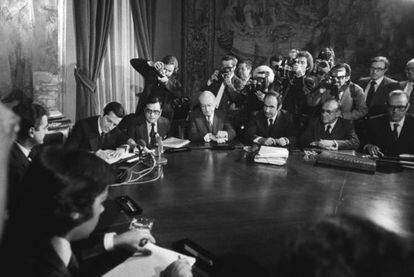 Firma de los Pactos de la Moncloa, en 1977.