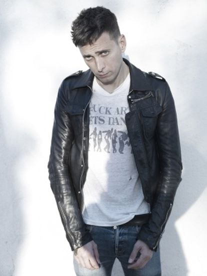 Hedi Slimane se estrenará como director creativo de Yves Saint Laurent en junio, con la colección 'resort'.