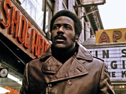 Richard Roundtree se convirtió en el héroe negro por excelencia gracias al detective privado Shaft. En España la película se tituló ‘Las noches rojas de Harlem’ (1971).