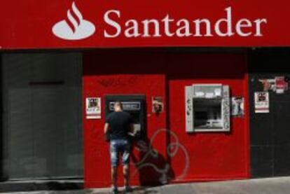 Imagen de una sucursal de Santander.