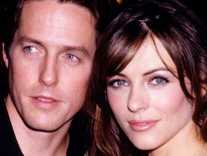 Elizabeth Hurley y Hugh Grant en 1999.