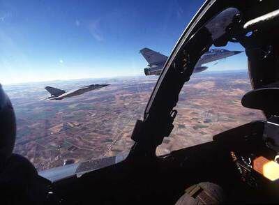 Tres cazas españoles, durante un vuelo de entrenamiento.