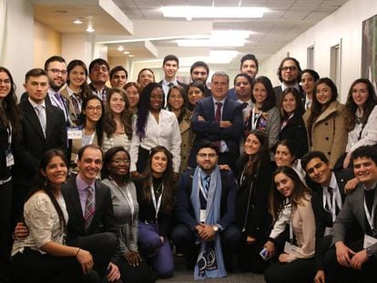 Encuentro de jóvenes latinoamericanos en el Banco Mundial.