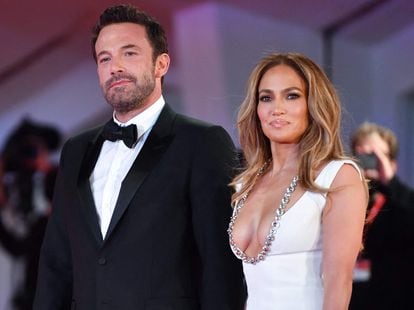 Jennifer Lopez y Ben Affleck, en un estreno de cine en Venecia, en septiembre de 2021.