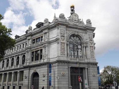 Fachada del Banco de España. 