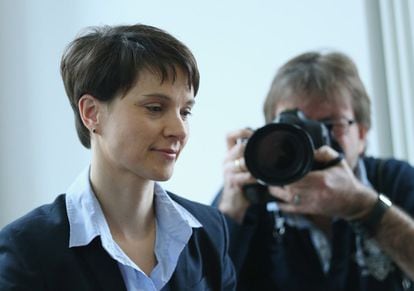 Frauke Petry, líder de Alternativa para Alemania, en un encuentro con periodistas internacionales celebrado en Berlín el lunes 22 de febrero.