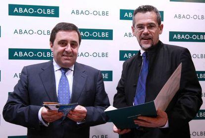 Juan Carlos Matallanes, a la izquierda, y Jean Pual Laka, en la presentación de la temporada de la ABAO.