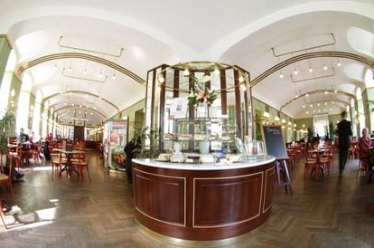 El Cafe Museum de Viena, diseñado por Adolf Loos.
