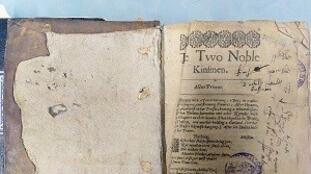 Edición de 1634 de la pieza teatral de Shakespeare 'Los dos nobles caballeros' la más antigua que hay en España. Primera obra de Shakespeare llegada a España JOHN STONE/REAL COLEGIO DE LOS ESCOCESES