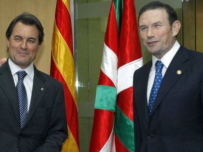 Artur Mas y Juan Jos&eacute; Ibarretxe en una foto de archivo de 2008.