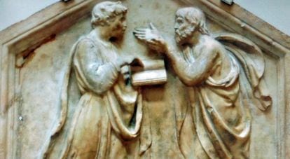Panel de m&aacute;rmol de Plat&oacute;n y Arist&oacute;teles, de Luca della Robbia (1437-9), en el Museo dell&#039; Opera del Duomo en Florencia (Italia).