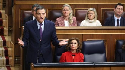 Pedro Sánchez, durante la contestación a Feijóo en la sesión de control de este miércoles.