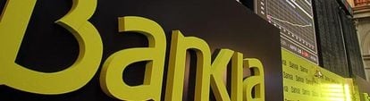 Logotipo de Bankia expuesto en la Bolsa de Madrid el día del estreno en el parqué.