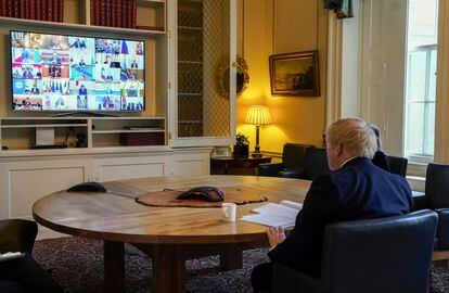 El primer ministro británico Boris Johnson se reunió este jueves por videoconferencia desde Downing Street en Londres (Reino Unido) con otros líderes del G20 para habla sobre el brote de coronavirus que se extiende por le mundo.